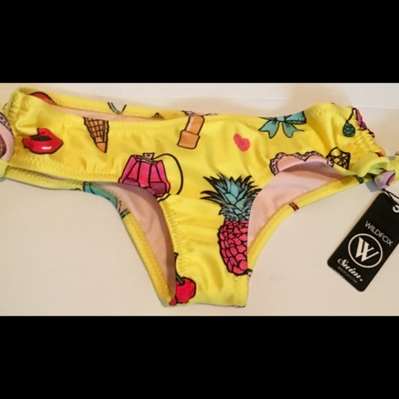 WILDFOX Bikini Bottom Ruched Emoji Print NWT - Picture 2 of 7
